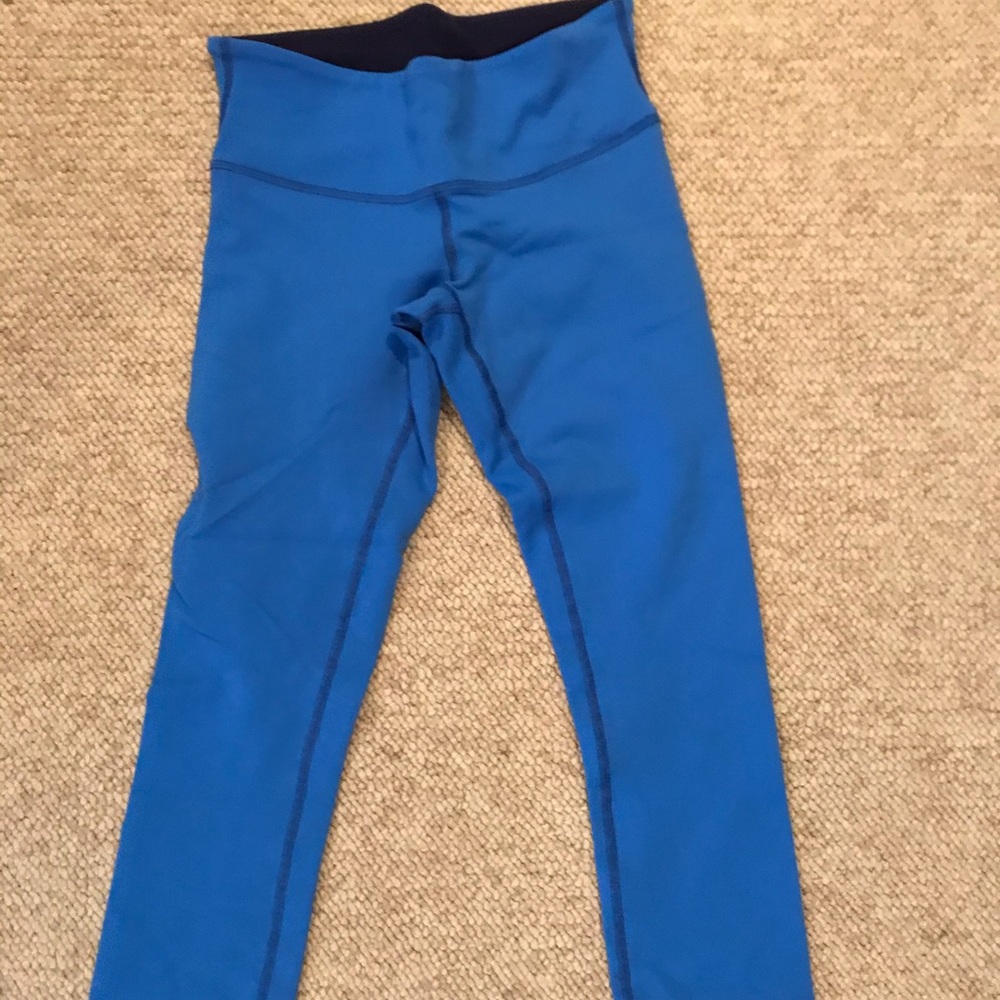 lululemon reversible crops